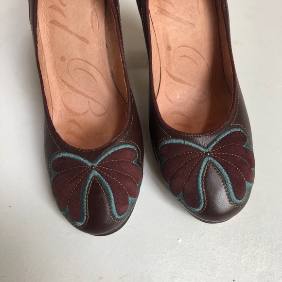 Ted Baker Leather Butterfly Design Platform Pumps - Picture 3 of 8